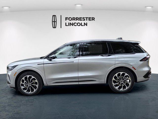 new 2025 Lincoln Nautilus car, priced at $62,300