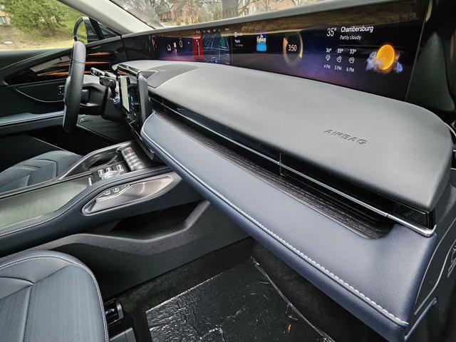 new 2025 Lincoln Nautilus car, priced at $58,754