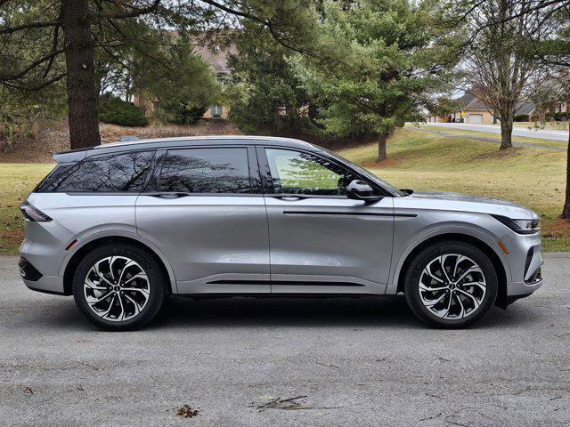 new 2025 Lincoln Nautilus car, priced at $58,754