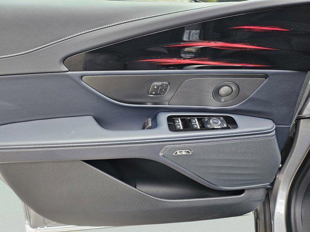 new 2025 Lincoln Nautilus car, priced at $62,300
