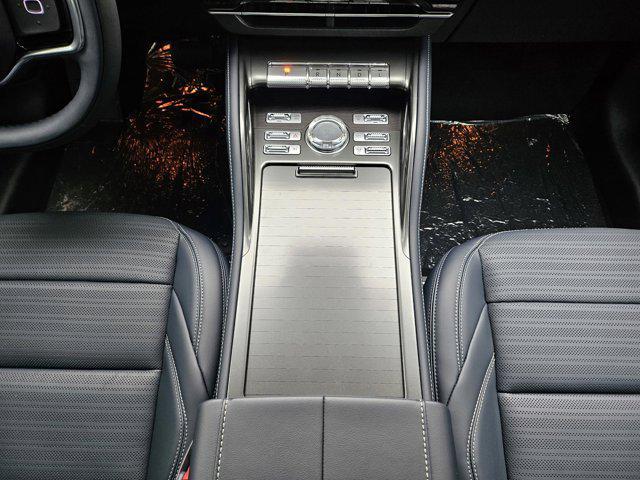 new 2025 Lincoln Nautilus car, priced at $62,300