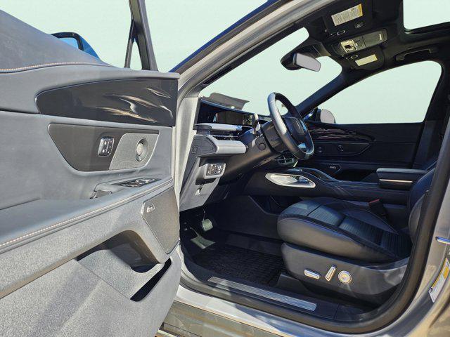 new 2025 Lincoln Nautilus car, priced at $65,500