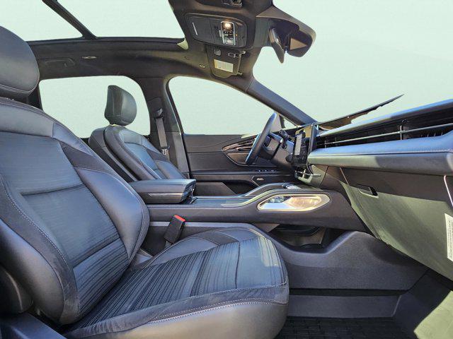 new 2025 Lincoln Nautilus car, priced at $65,500