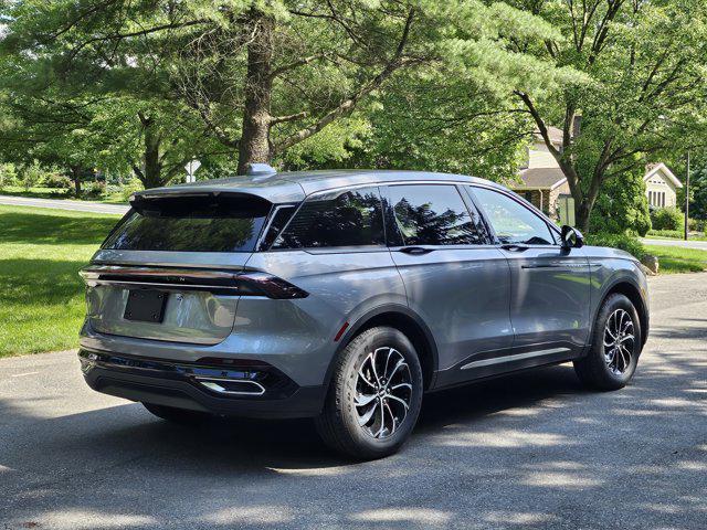 new 2025 Lincoln Nautilus car, priced at $56,392