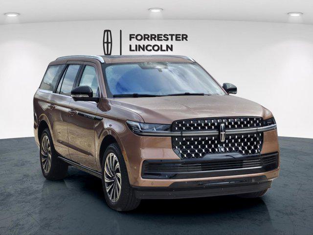 new 2025 Lincoln Navigator car, priced at $121,435