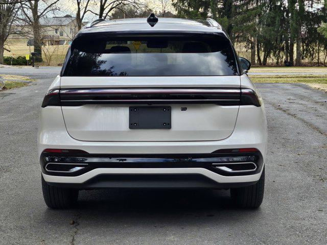 new 2025 Lincoln Nautilus car, priced at $62,900