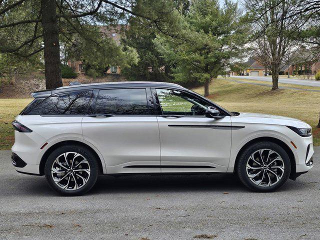 new 2025 Lincoln Nautilus car, priced at $62,900