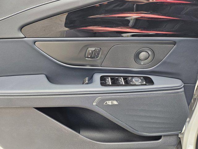 new 2025 Lincoln Nautilus car, priced at $62,900