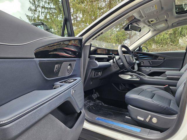 new 2025 Lincoln Nautilus car, priced at $62,900