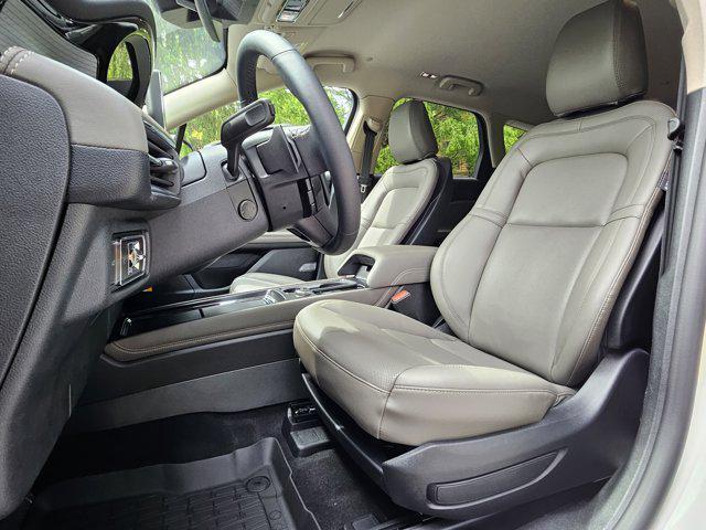new 2025 Lincoln Corsair car, priced at $44,009