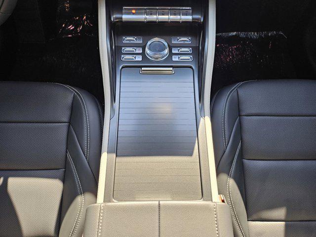 new 2025 Lincoln Nautilus car, priced at $62,020