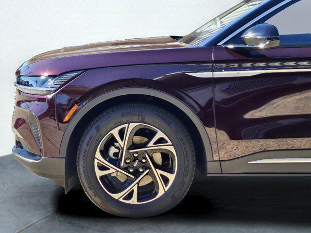 new 2025 Lincoln Nautilus car, priced at $62,020