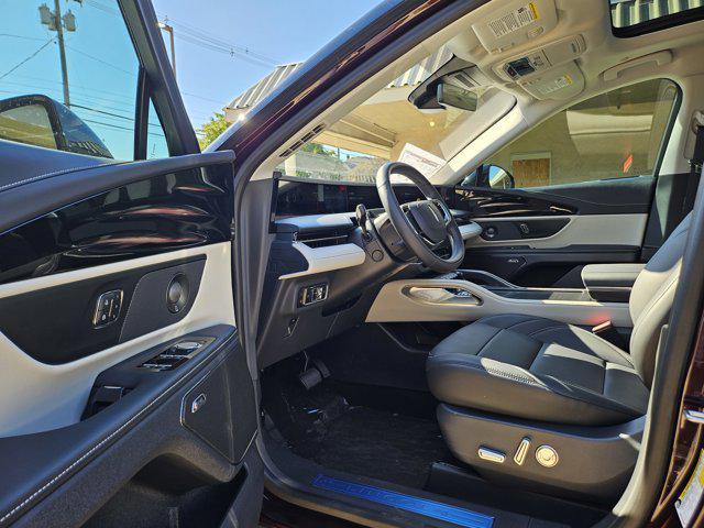 new 2025 Lincoln Nautilus car, priced at $62,020