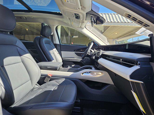 new 2025 Lincoln Nautilus car, priced at $62,020