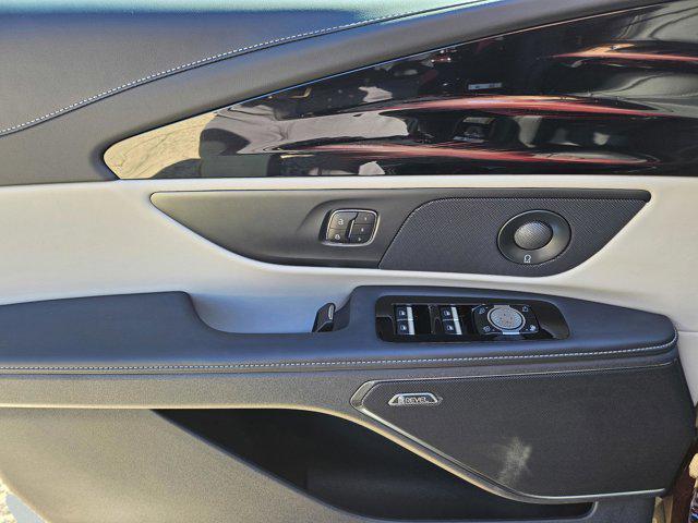 new 2025 Lincoln Nautilus car, priced at $62,020