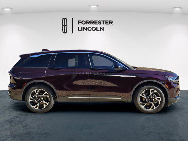 new 2025 Lincoln Nautilus car, priced at $62,020