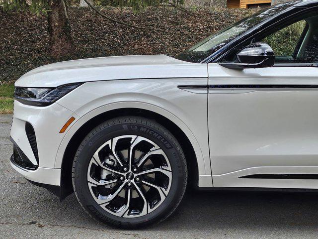 new 2025 Lincoln Nautilus car, priced at $65,350