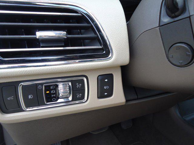 used 2022 Lincoln Navigator car, priced at $54,900