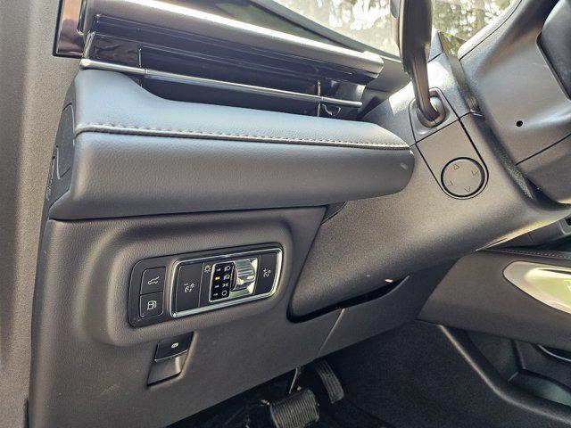 new 2025 Lincoln Nautilus car, priced at $65,600