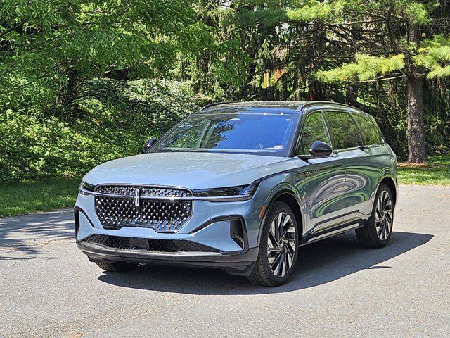 new 2025 Lincoln Nautilus car, priced at $65,600