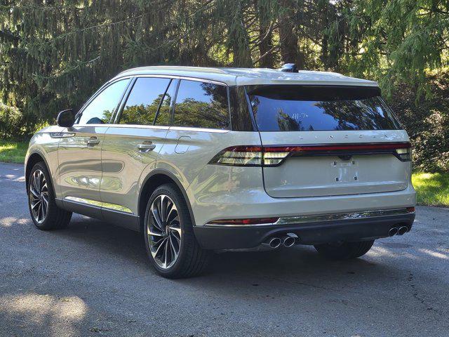 new 2025 Lincoln Aviator car, priced at $76,805