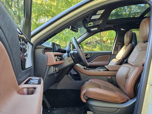 new 2025 Lincoln Aviator car, priced at $76,805