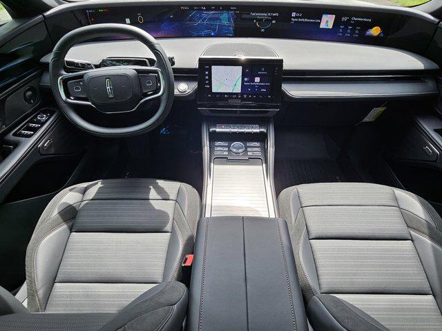 new 2025 Lincoln Nautilus car, priced at $62,401