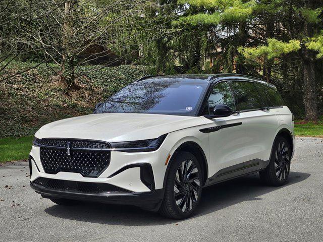 new 2025 Lincoln Nautilus car, priced at $62,401