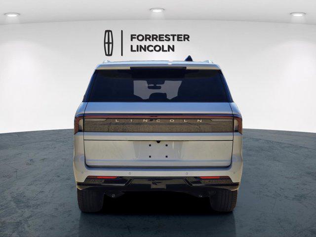 new 2025 Lincoln Navigator car, priced at $120,585