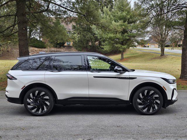 new 2025 Lincoln Nautilus car, priced at $63,800