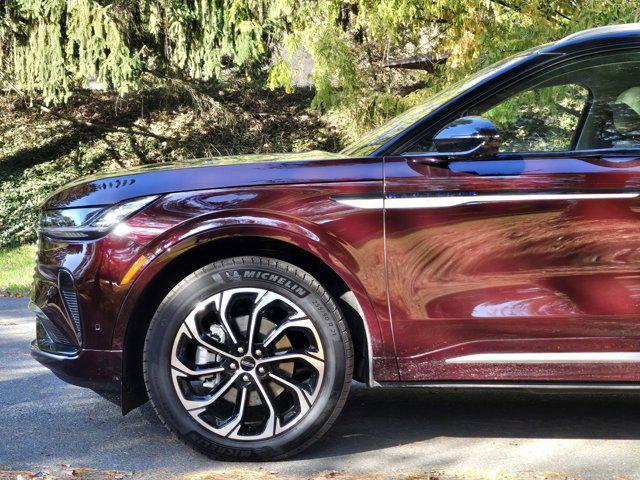 new 2024 Lincoln Nautilus car, priced at $61,300