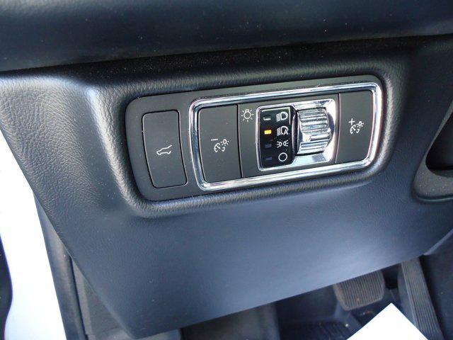 used 2022 Lincoln Aviator car, priced at $39,900