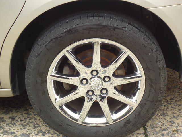 used 2008 Buick Lucerne car, priced at $6,900