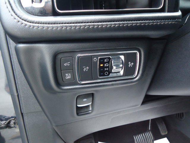 used 2022 Lincoln Nautilus car, priced at $29,900