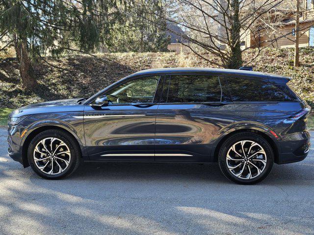 new 2024 Lincoln Nautilus car, priced at $59,900