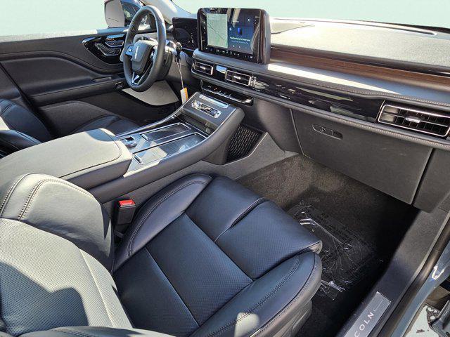 new 2025 Lincoln Aviator car, priced at $78,000