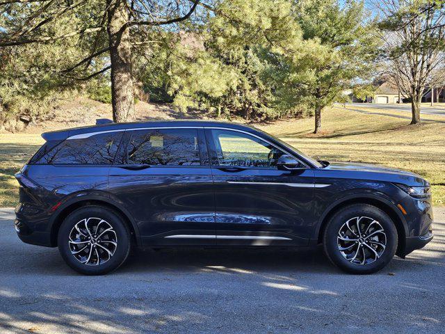 new 2024 Lincoln Nautilus car, priced at $57,600