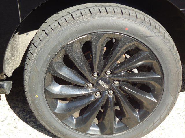 used 2021 Lincoln Navigator car, priced at $56,900