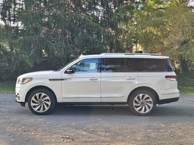 new 2024 Lincoln Navigator car, priced at $85,400