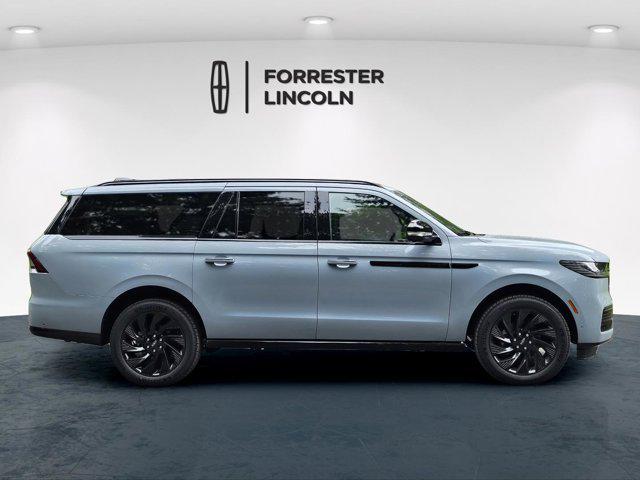 new 2025 Lincoln Navigator car, priced at $110,115