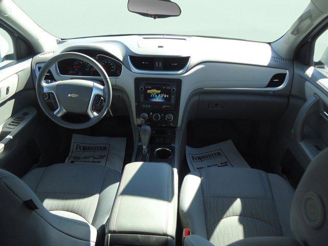 used 2015 Chevrolet Traverse car, priced at $12,900