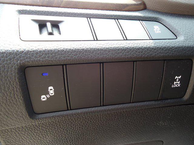 used 2018 Hyundai Santa Fe Sport car, priced at $13,900