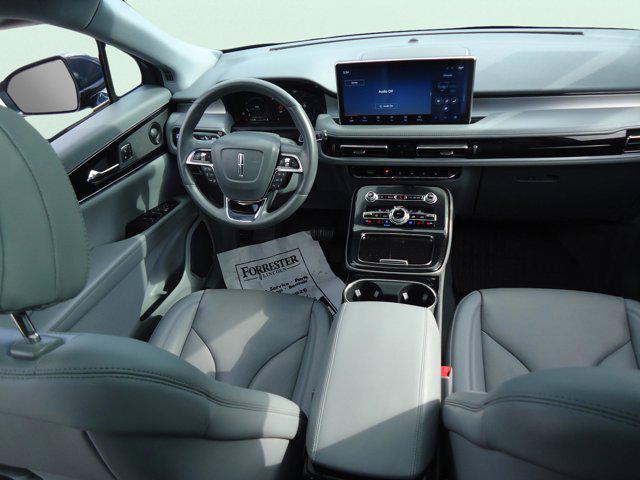 used 2022 Lincoln Nautilus car, priced at $36,900