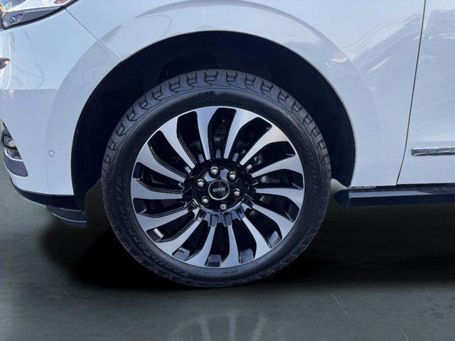 used 2022 Lincoln Navigator car, priced at $65,900