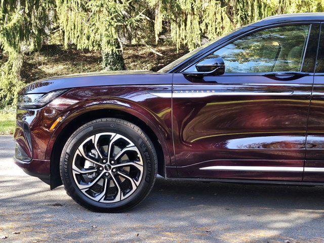 new 2024 Lincoln Nautilus car, priced at $60,900