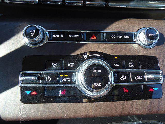 used 2023 Lincoln Aviator car, priced at $41,900