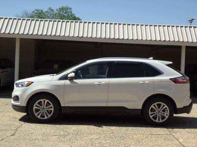 used 2019 Ford Edge car, priced at $17,900
