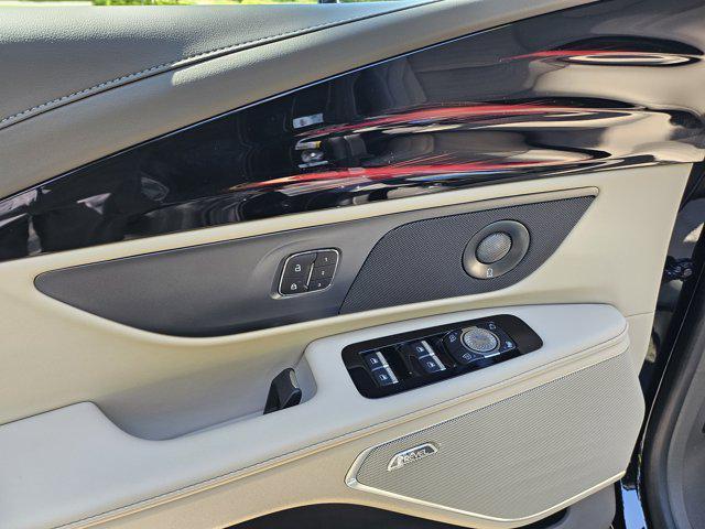 new 2025 Lincoln Nautilus car, priced at $57,571