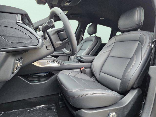 new 2025 Lincoln Nautilus car, priced at $55,800