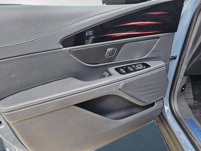 new 2025 Lincoln Nautilus car, priced at $55,800